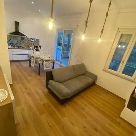 Apartment Fenici *